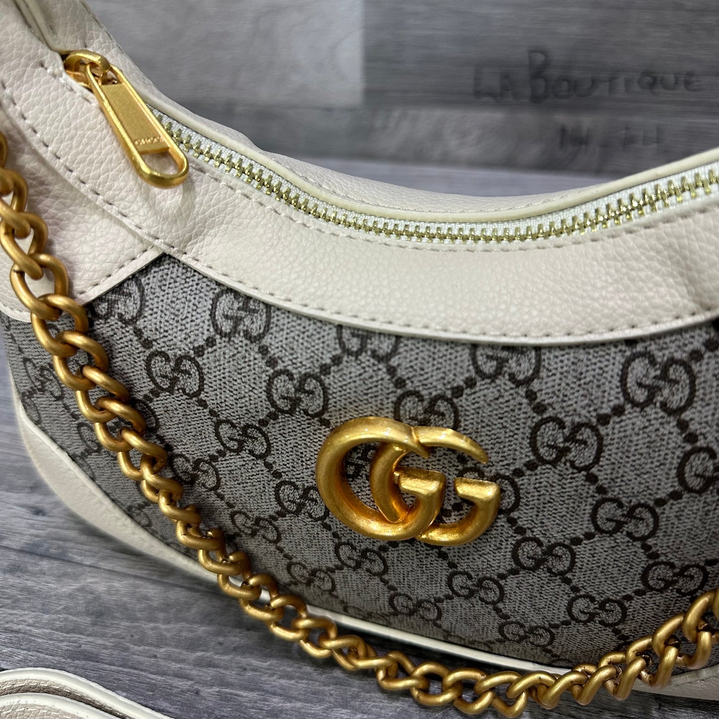 Gucci Aphrodite Classic Beige bags