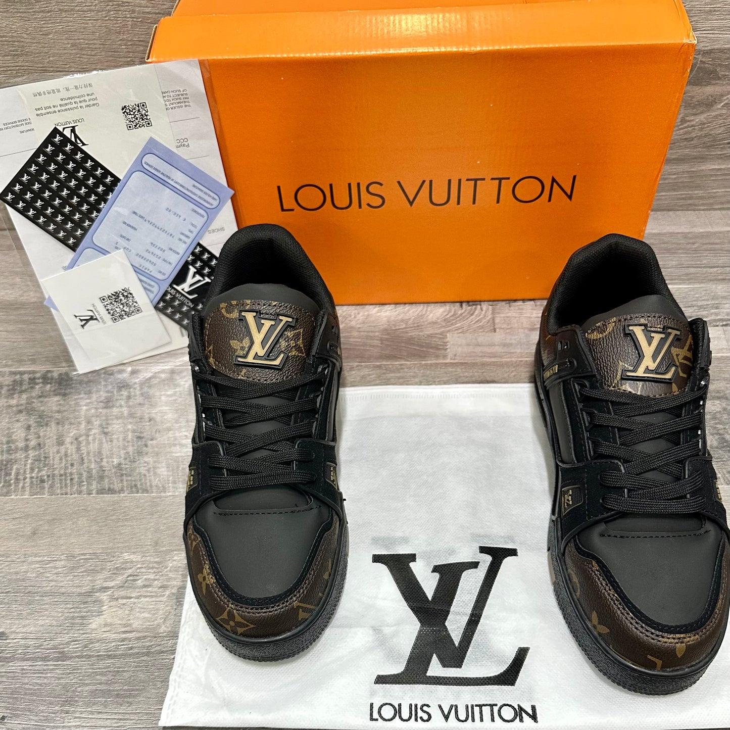 Louis Vuitton Trainer Black Brown LV3 NO