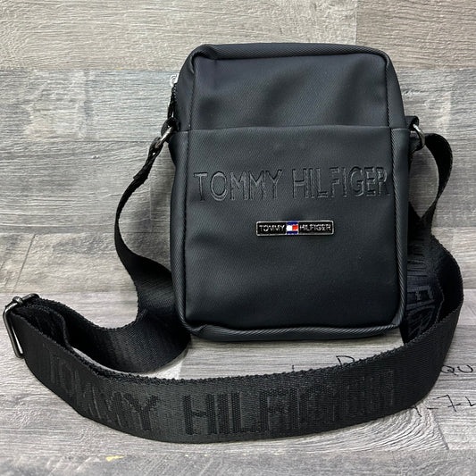 Tommy Classic Black 05 mens bags