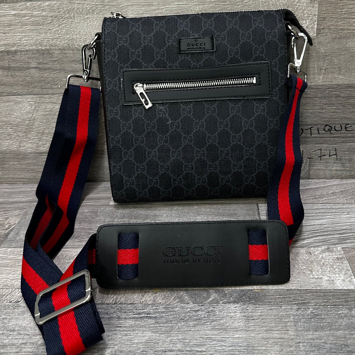 Gucci GG Messenger Grey