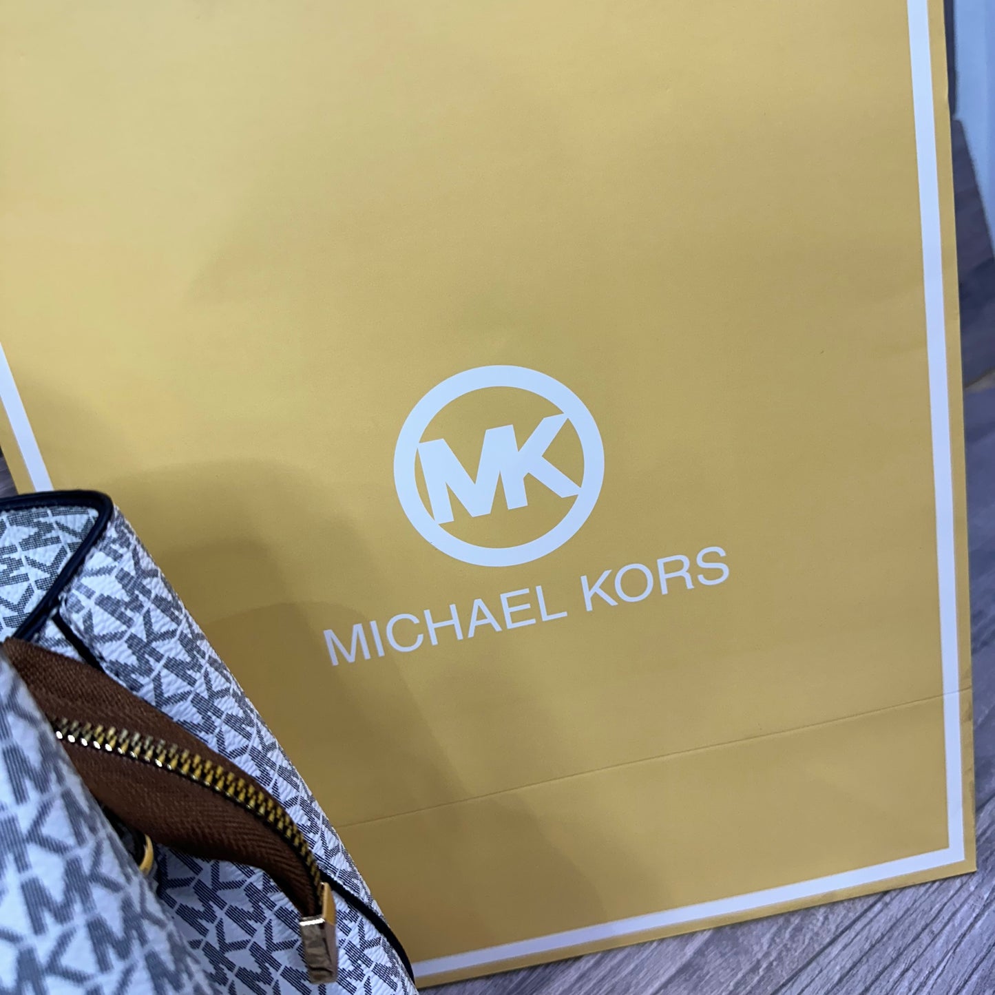 Michael Kors Classic 1 bags